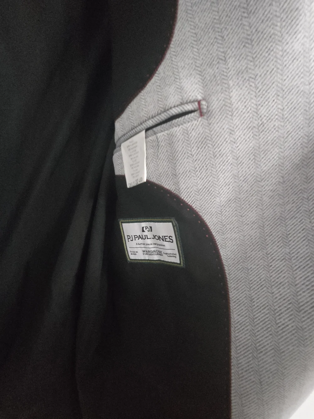 PJ Paul Jones Light Gray Herringbone Blazer (Size XL / Fits 44R–46R)